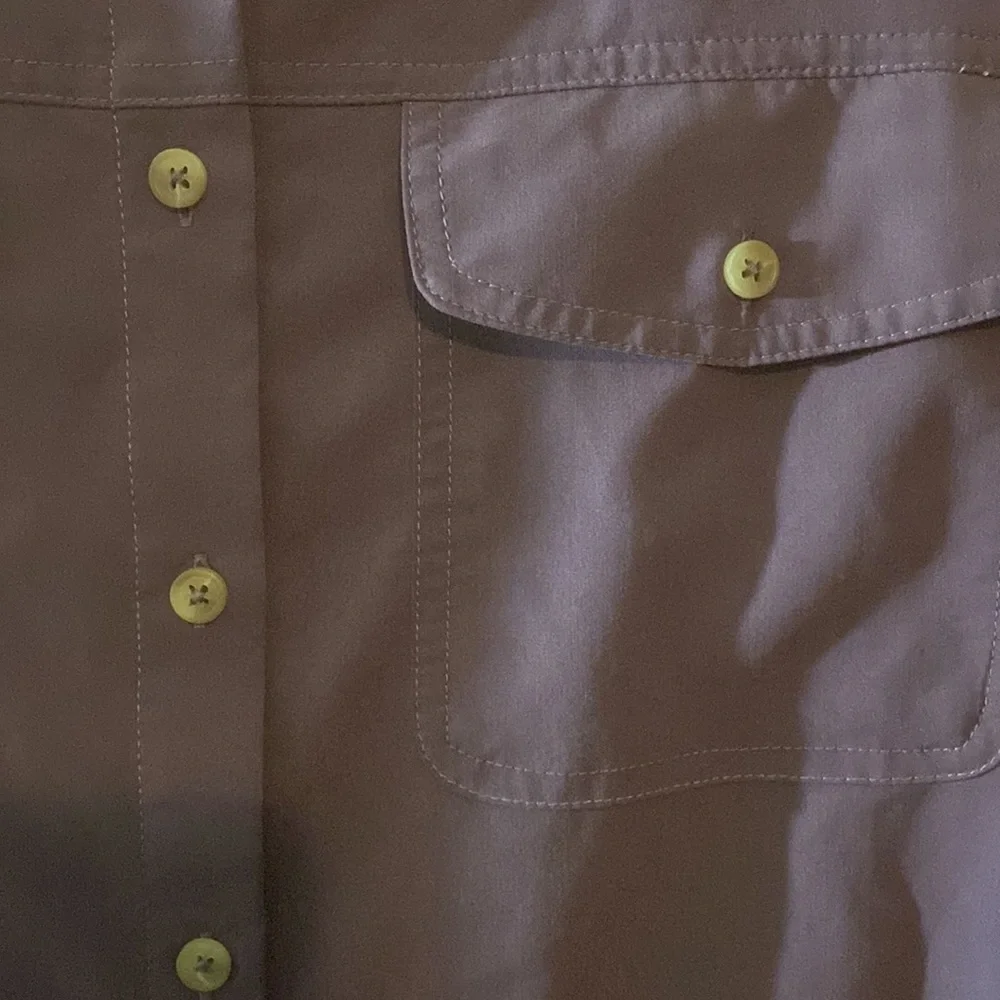 Chico’s button down shirt size 2 - Picture 2 of 4